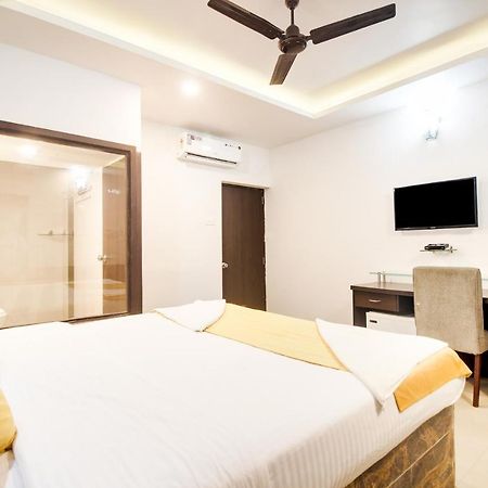 Hotel Candolim Sands Exterior foto