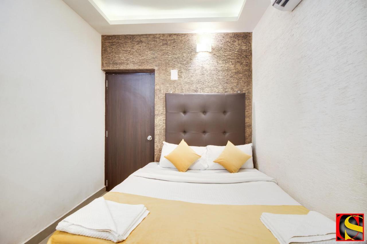 Hotel Candolim Sands Exterior foto