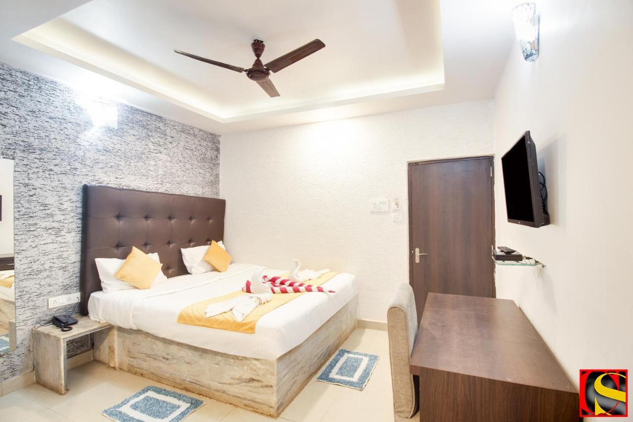 Hotel Candolim Sands Exterior foto