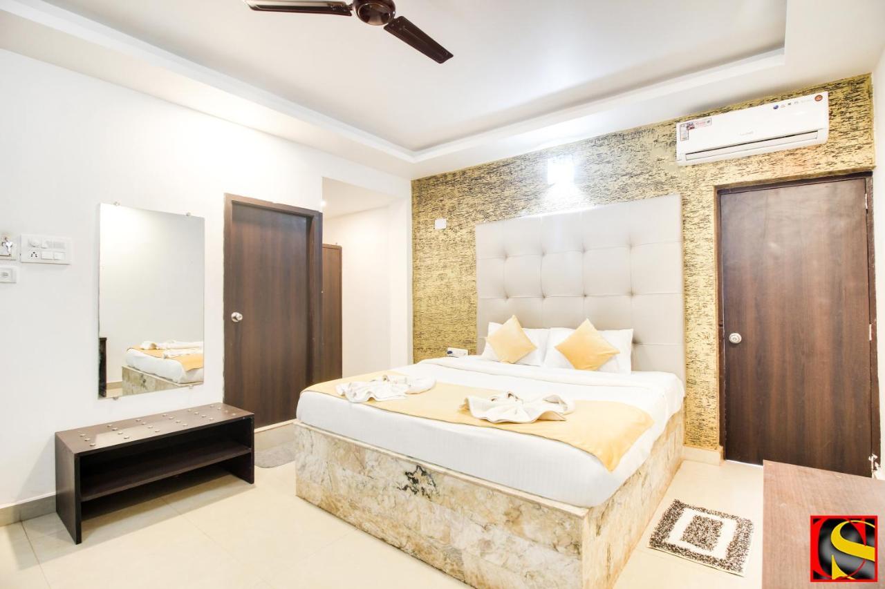 Hotel Candolim Sands Exterior foto